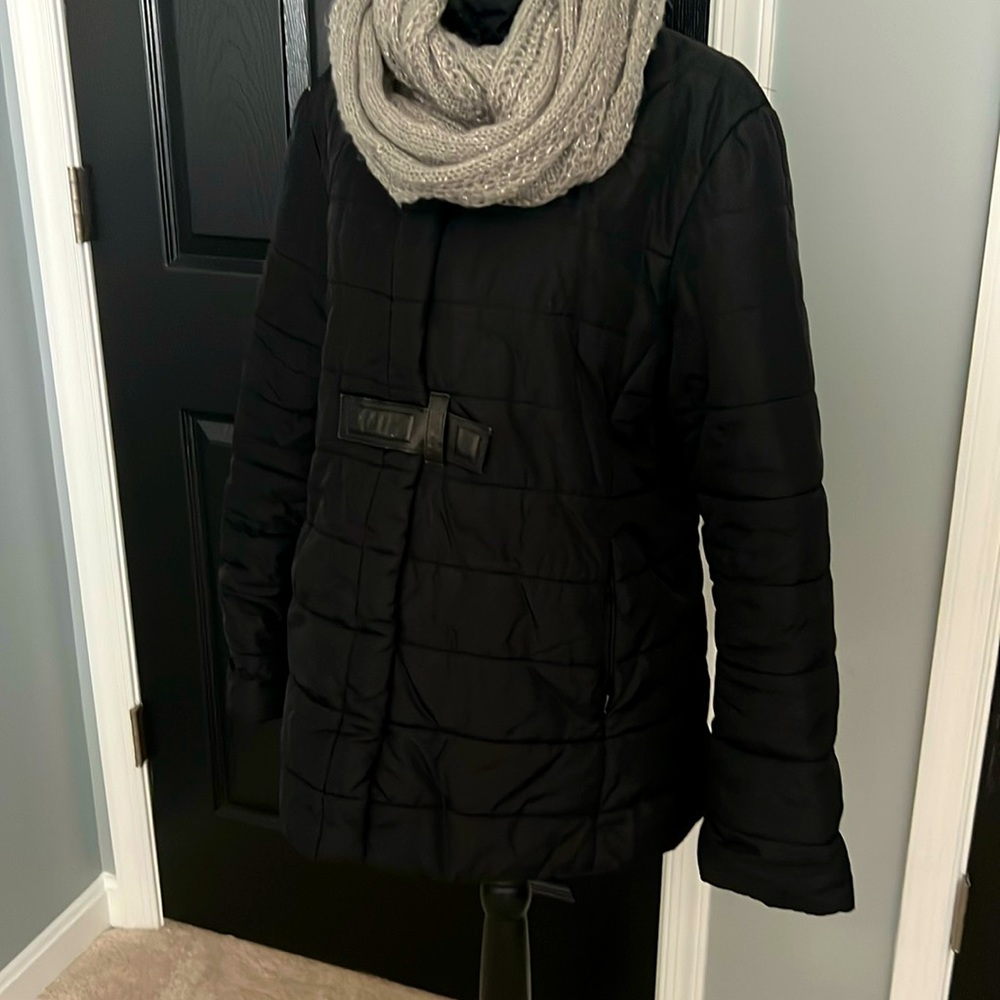 Women’s Winter Coat with Optional Hood